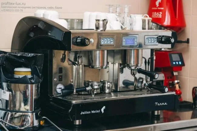 Профессиональные кофемашины для ресторана, бара, кафе. Казино «Sochi Casino & Resort», Сочи. На фото кофемашина Julius Meinl Forma. Профессиональные кофемашины для ресторана, бара, кафе. Казино «Sochi Casino & Resort», Сочи. На фото кофемашина Julius Meinl Forma.