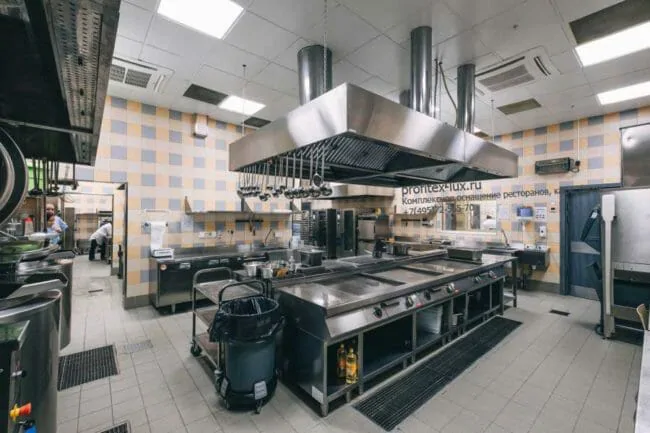 Тепловое оборудование Modular для кухни ресторана и кафе. Казино «Sochi Casino & Resort», Сочи. На фото тепловой остров Modular, спроектированный компанией Profitex. Тепловое оборудование Modular для кухни ресторана и кафе. Казино «Sochi Casino & Resort», Сочи. На фото тепловой остров Modular, спроектированный компанией Profitex.