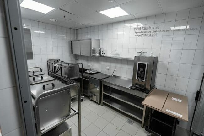 Ресторанное оборудование ведущих мировых брендов для HoReCa. Отель "Азимут Переславль", Переславль-Залесский. На фото помещение для обслуживания номеров Room-service с оборудованием Sirman, Animo, Astoria, BarLine, Элид, Menumaster, Neumarker, McAlpine, Klarco, HiCold, Polair, Forcar.