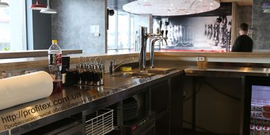 Барное оборудование в наличии и под заказ от Profitex Украина. Отель Ibis Вокзал, Украина, Киев. На фото холодильные столы MODULAR Италия.