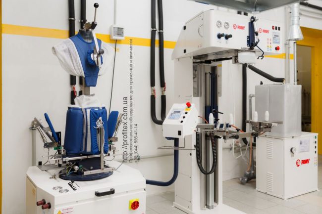 Гладильные пароманекены для прачечной, химчистки, аквачистки. Сеть химчисток Экочистка VESCH, Украина, Одесса. На фото пароманекен для верхней одежды PONY Италия, пароманекен для брюк PONY Италия.