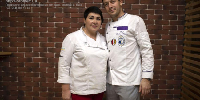 Пекарня под ключ от PROFITEX. Кафе-пекарня «Chef’s Bakery Пекарня от шефа», Украина, Сумы. На фото бренд шеф пекарь PROFITEX Вита Козар и шеф повар ресторана Reber bar Вадим Рачок.