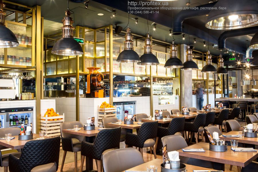 Индивидуальный проект ресторана и бара. Ресторан Burger&Pizzetta. На фото кухня ресторана, оснащенная профессиональным оборудованием от компании PROFITEX.