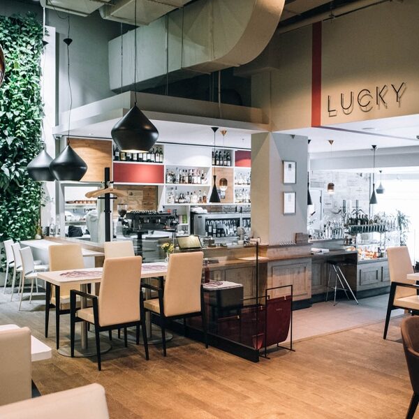 lucky-restoran-vinoteka